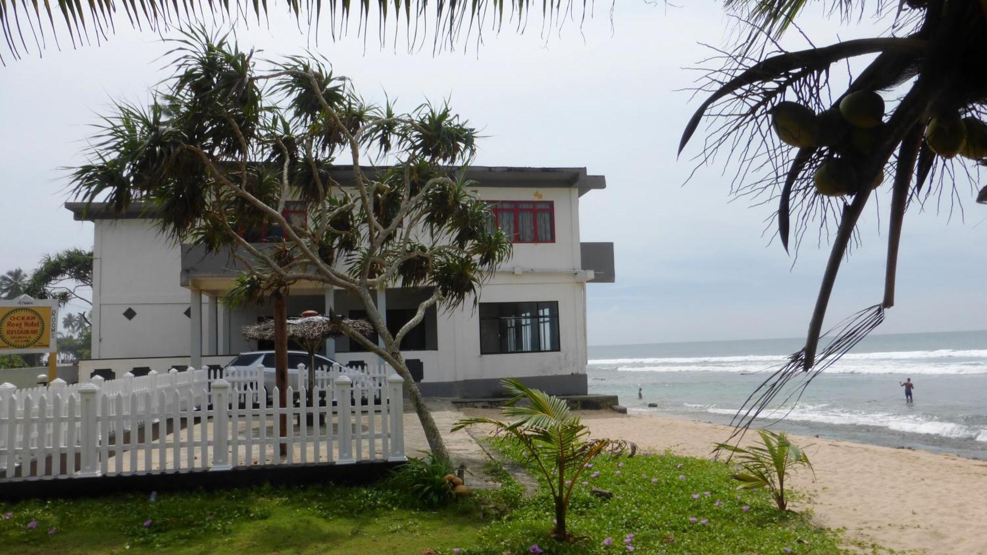 Ocean Reef Hotel Hikkaduwa Buitenkant foto