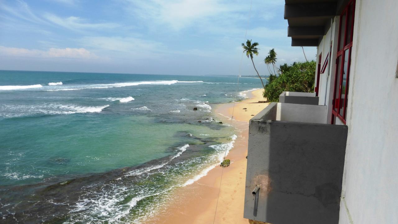 Ocean Reef Hotel Hikkaduwa Buitenkant foto