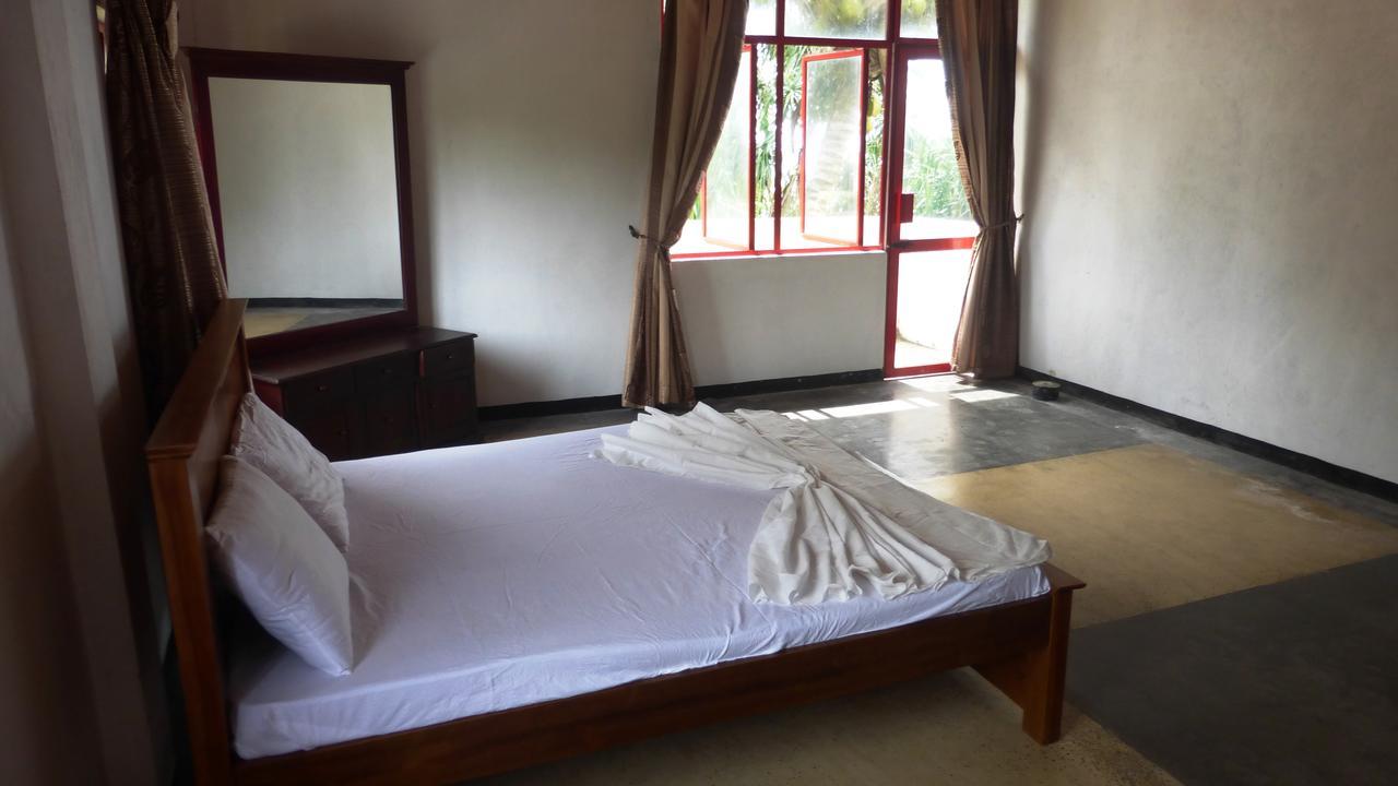 Ocean Reef Hotel Hikkaduwa Buitenkant foto