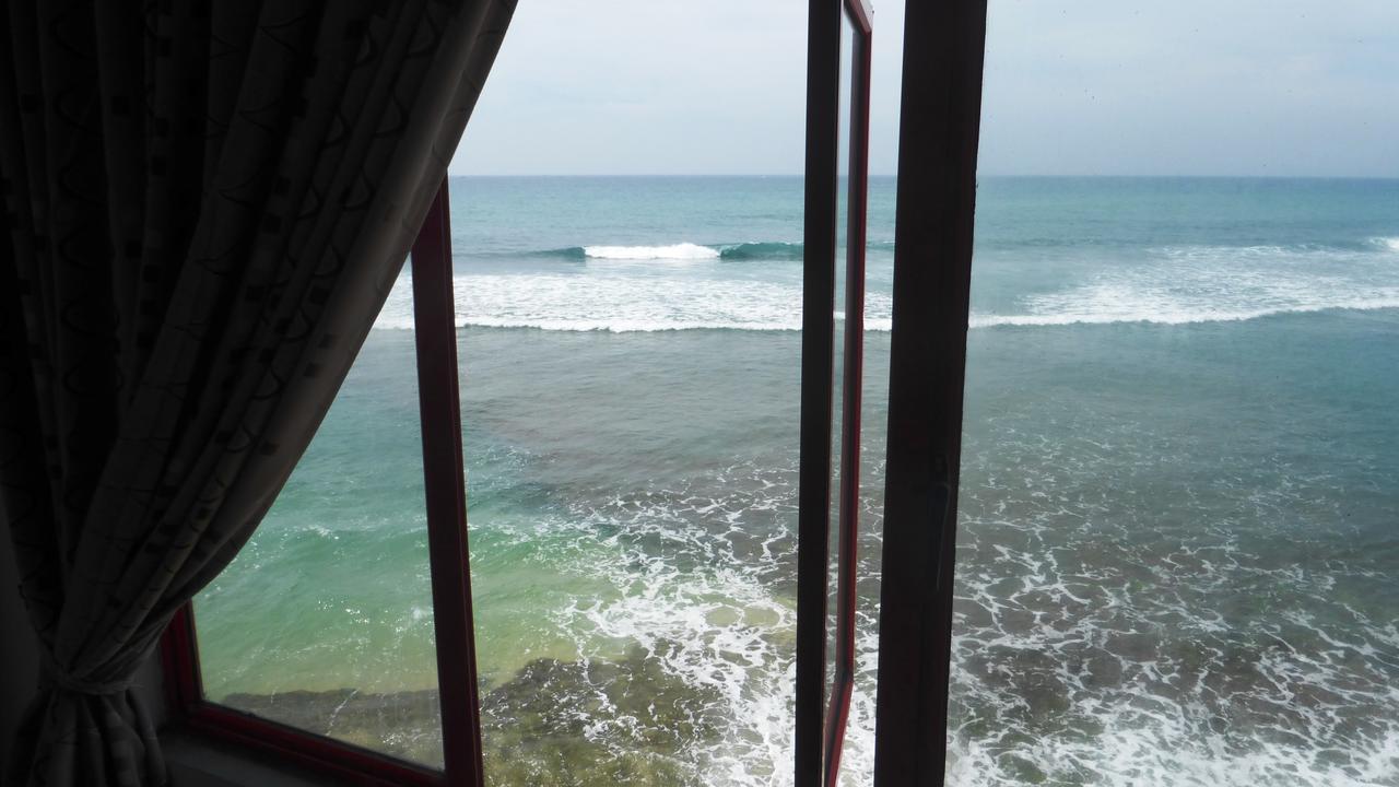 Ocean Reef Hotel Hikkaduwa Buitenkant foto