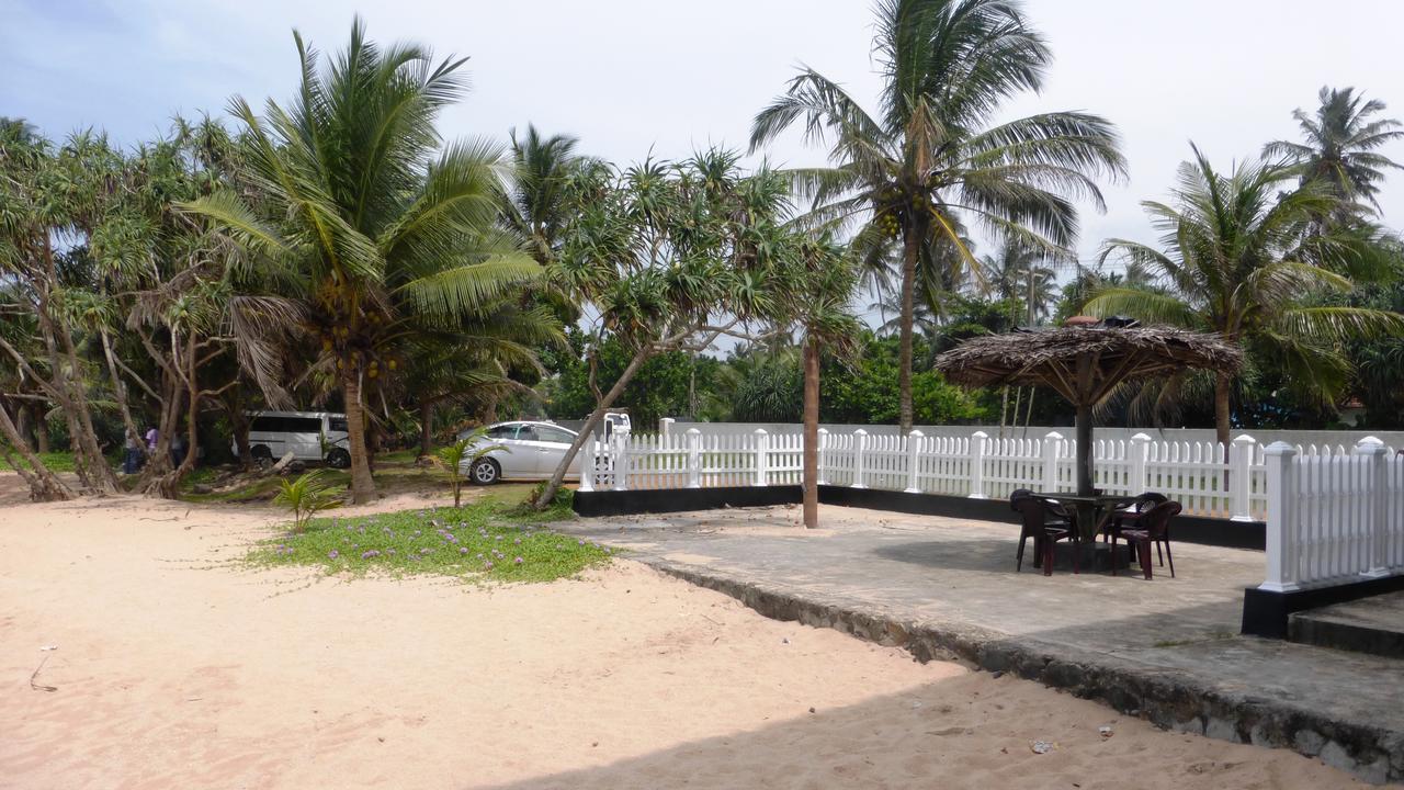 Ocean Reef Hotel Hikkaduwa Buitenkant foto