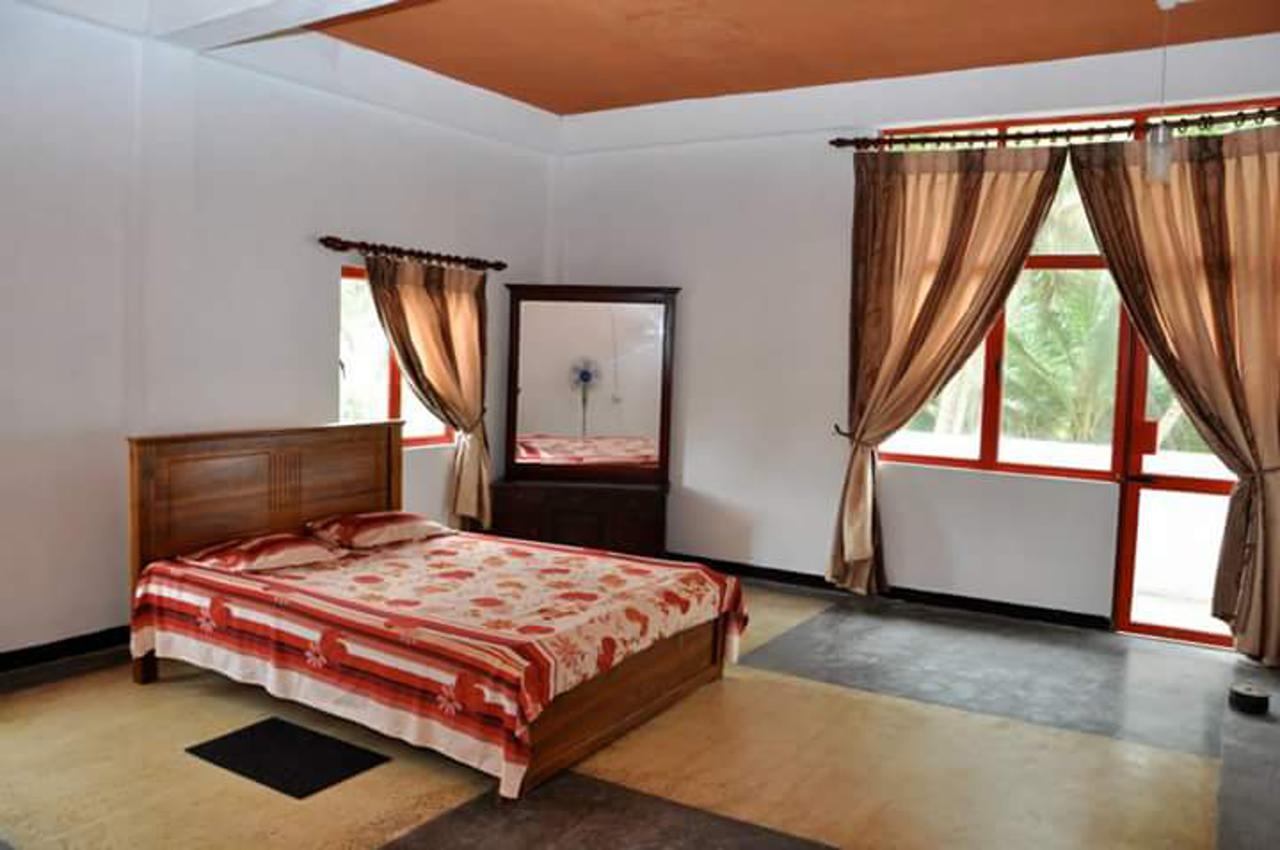 Ocean Reef Hotel Hikkaduwa Buitenkant foto