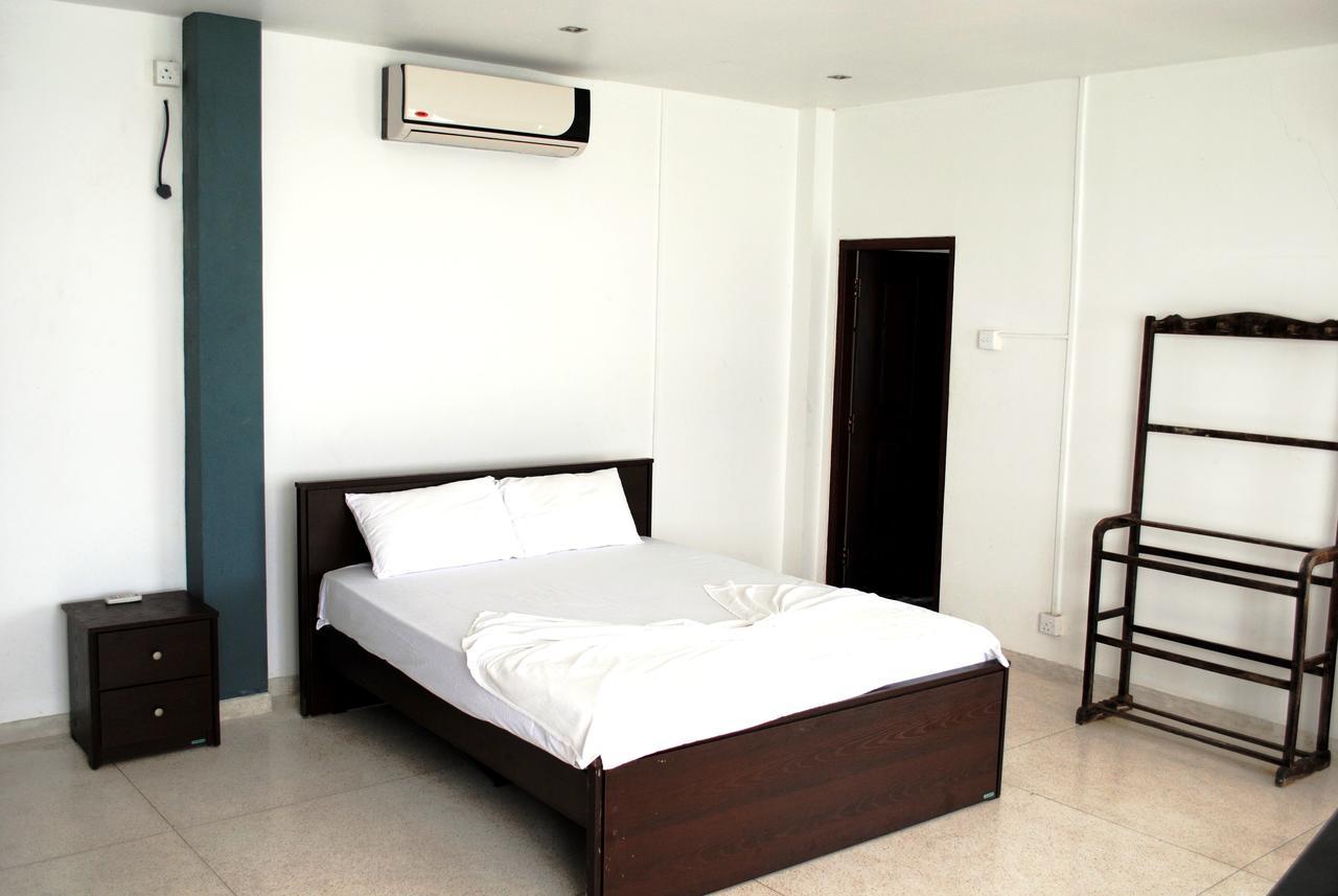 Ocean Reef Hotel Hikkaduwa Buitenkant foto