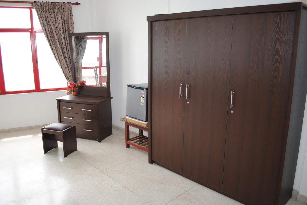 Ocean Reef Hotel Hikkaduwa Buitenkant foto